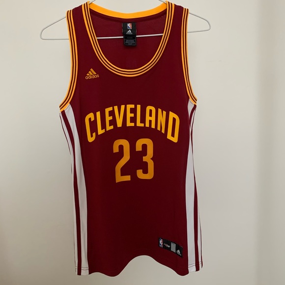 Lebron James Cavaliers NBA Jersey NWOT - Picture 2 of 6